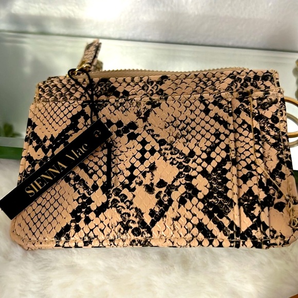 Sienna Mae Lennon and Bills Holder Bundle - Picture 13 of 13